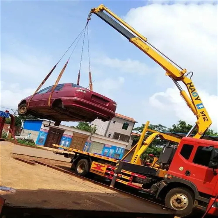 厦门吊车吊汽车的正确方法